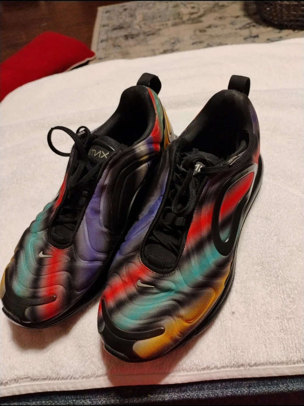 Nike lightweight youths